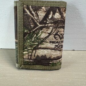 Realtree Green and Brown Camo Wallet